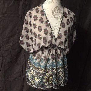 Eslam tunic sheer top